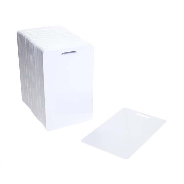 Bilde av Blank white cards with slot punched portrait. 70102025 (DE,SE,NO,FI,RO,PL)